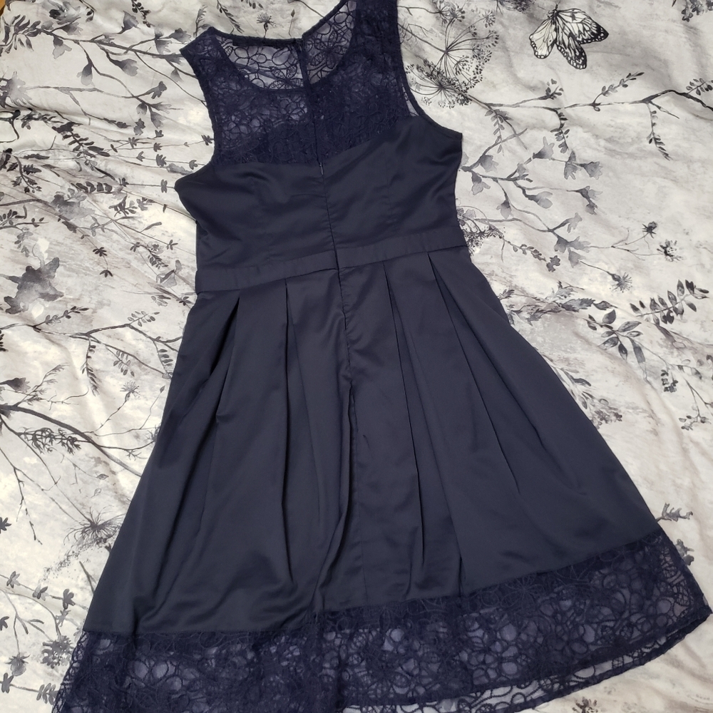 🆕️🎈Lace Trim Pleated A-Line Dress